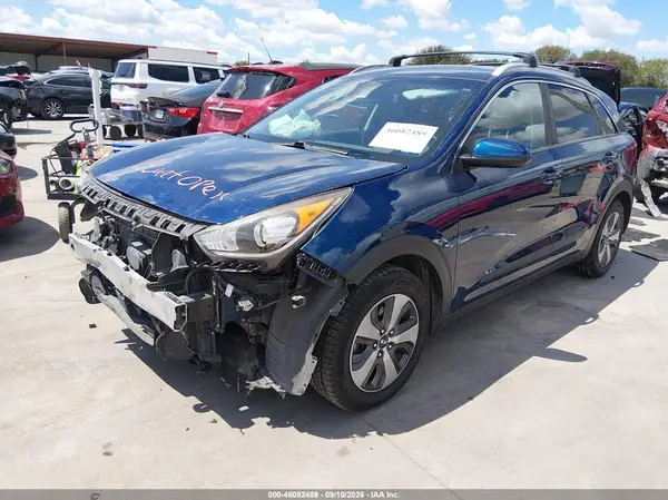 KNDCB3LC5J5206157 — 2018 Kia NIRO, фото 2 с аукциона IAAI 13.10.2026, Передняя часть