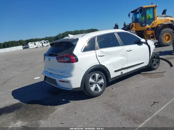 KNDCB3LC0K5217813 — 2019 Kia NIRO, фото 4 с аукциона IAAI, Передняя часть