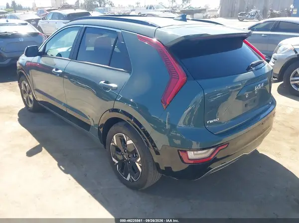 KNDCT3L18P5059045 — 2023 Kia NIRO, фото 3 с аукциона IAAI, Передняя часть