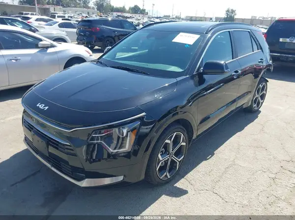KNDCR3LE0R5128430 — 2024 Kia NIRO, фото 2 с аукциона IAAI, Задняя часть
