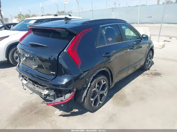 KNDCR3LE0R5128430 — 2024 Kia NIRO, фото 4 с аукциона IAAI, Задняя часть