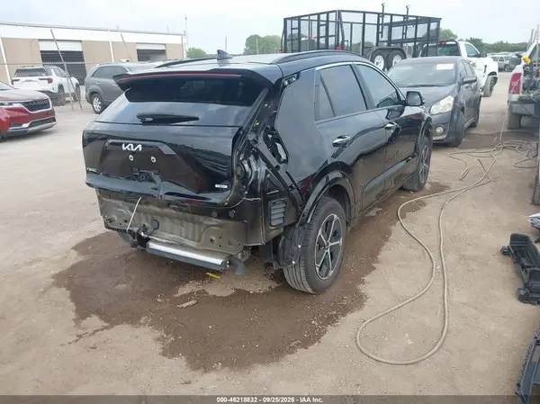KNDCT3LE4S5291119 — 2025 Kia NIRO, фото 4 с аукциона IAAI, Задняя часть