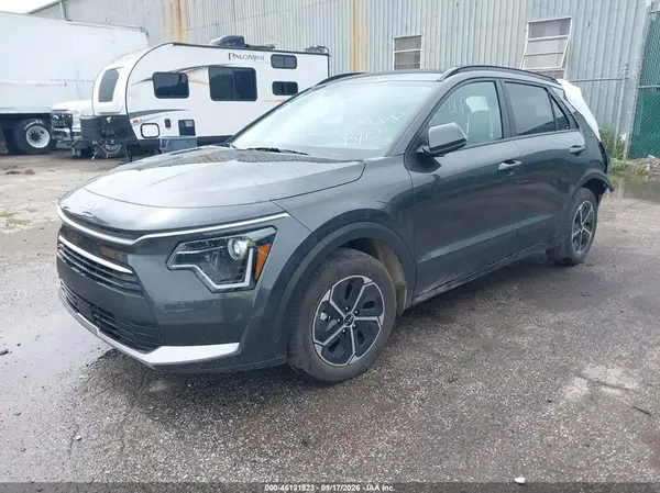 KNDCR3LE2T5373883 — 2026 Kia NIRO, фото 2 с аукциона IAAI 14.10.2026, Задняя часть