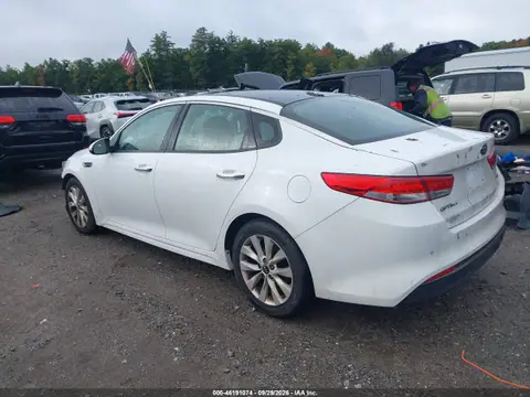 2016 KIA OPTIMA EX VIN 5XXGU4L31GG034571 фото 3