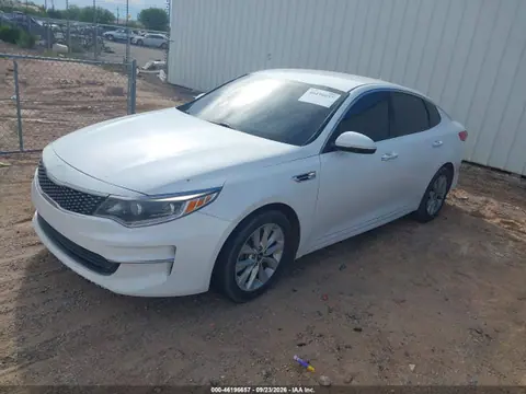 2016 KIA OPTIMA EX VIN 5XXGU4L3XGG046542 фото 2