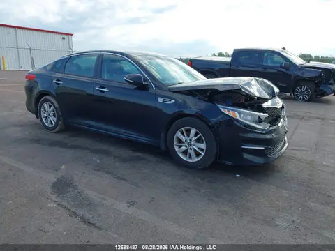 5XXGT4L31JG255338 — 2018 Kia Optima LX/S, Передняя часть (Front), фото до ремонта