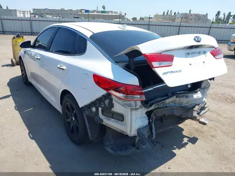 2016 KIA Optima Lx VIN KNAGT4L35G5105937 фото 3