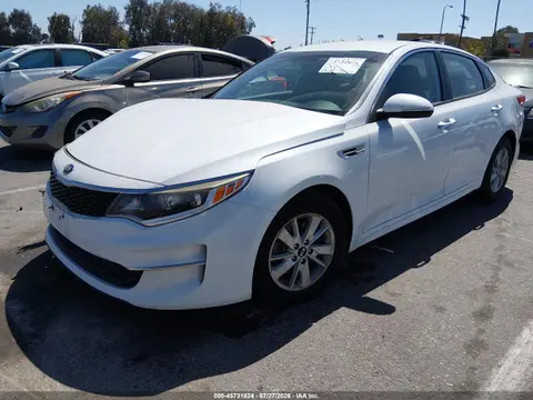 2017 KIA Optima Lx VIN 5XXGT4L33HG141481 фото 2