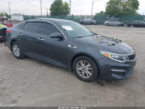 5XXGT4L30HG168394 — 2017 Kia Optima LX, Пожар двигателя (Engine Burn), фото до ремонта