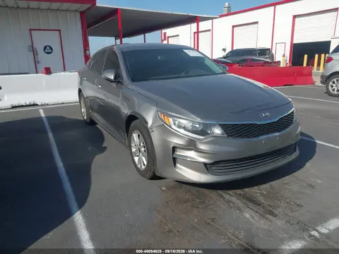 5XXGT4L32JG196767 — 2018 Kia Optima LX, Угон (Theft), фото до ремонта