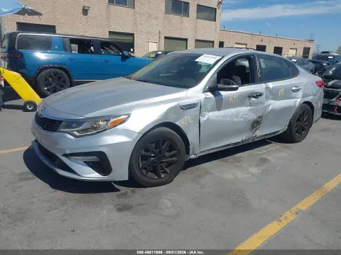 2019 KIA Optima Lx VIN 5XXGT4L31KG321243 фото 2