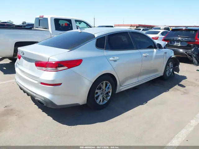 5XXGT4L34KG297214 — 2019 Kia Optima LX, фото 4 с аукциона IAAI 13.10.2026, Передняя часть
