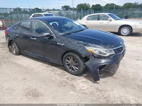 5XXGT4L35LG404384 — 2020 Kia Optima LX, Задняя часть справа (Right Rear), фото до ремонта
