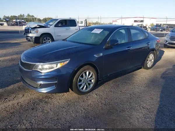5XXGT4L34GG016083 — 2016 Kia Optima, фото 2 с аукциона IAAI 14.10.2026, Естественный износ