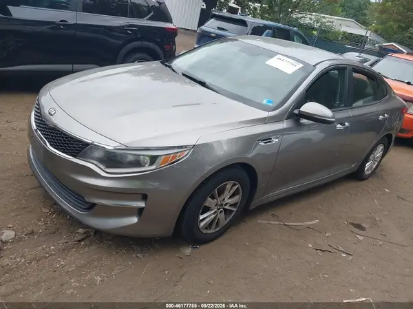 5XXGT4L33GG011649 — 2016 Kia Optima, фото 2 с аукциона IAAI 08.10.2026, Естественный износ