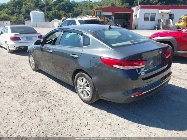 2016 KIA OPTIMA VIN 5XXGT4L3XGG023717 фото 3