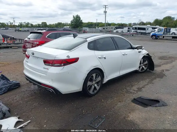 5XXGW4L21GG027878 — 2016 Kia Optima, фото 4 с аукциона IAAI, Передняя часть