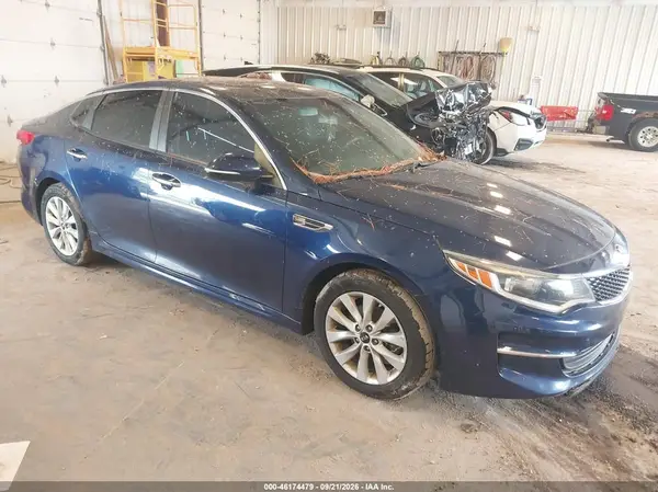 5XXGT4L30HG163065 — 2017 Kia Optima, Естественный износ (Normal Wear & Tear), фото до ремонта
