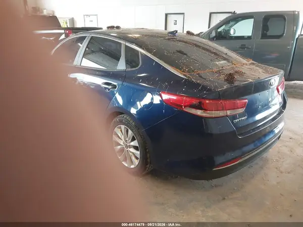 5XXGT4L30HG163065 — 2017 Kia Optima, фото 3 с аукциона IAAI 12.10.2026, Естественный износ