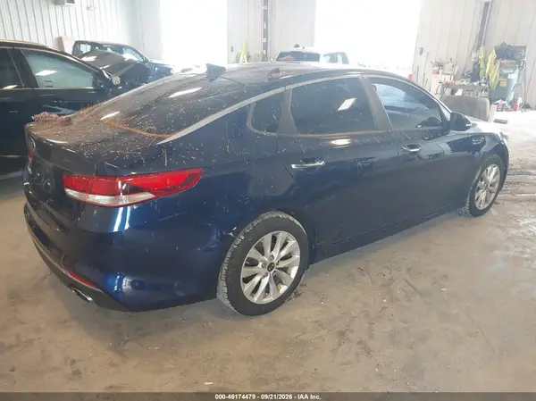 5XXGT4L30HG163065 — 2017 Kia Optima, фото 4 с аукциона IAAI 12.10.2026, Естественный износ