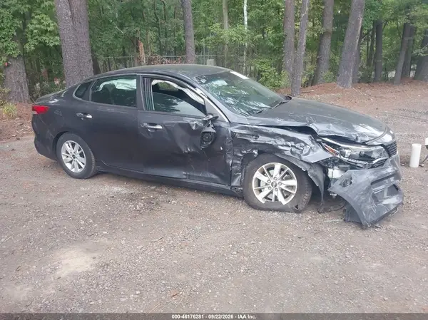 KNAGT4L32H5145975 — 2017 Kia Optima, Правый бок (Right Side), фото до ремонта
