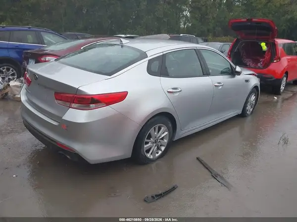 5XXGT4L32HG175833 — 2017 Kia Optima, фото 4 с аукциона IAAI, Передняя часть