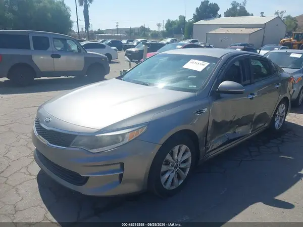 5XXGT4L35HG139229 — 2017 Kia Optima, фото 2 с аукциона IAAI, Левый бок