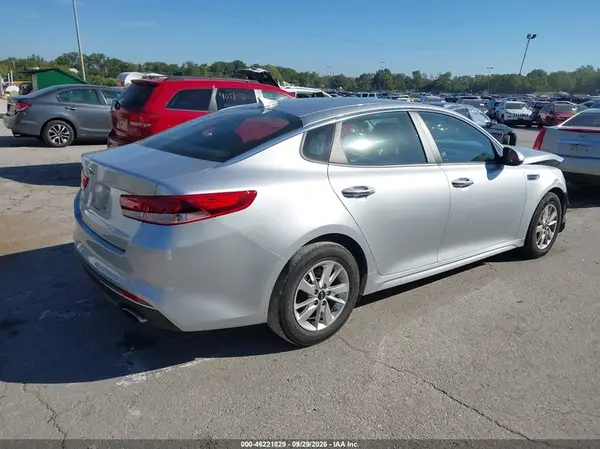 5XXGT4L31HG167626 — 2017 Kia Optima, фото 4 с аукциона IAAI, Передняя часть