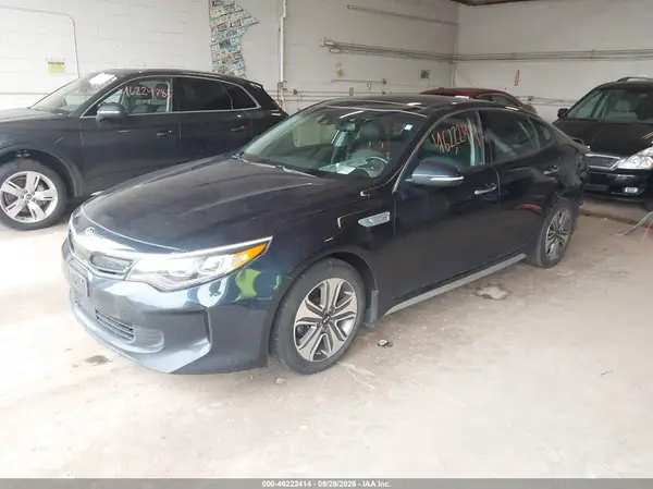 KNAGU4LC4H5005388 — 2017 Kia Optima, фото 2 с аукциона IAAI, Передняя часть