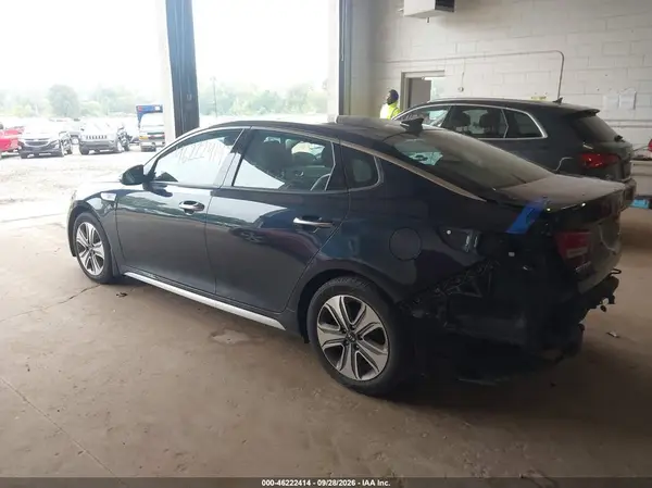 KNAGU4LC4H5005388 — 2017 Kia Optima, фото 3 с аукциона IAAI, Передняя часть