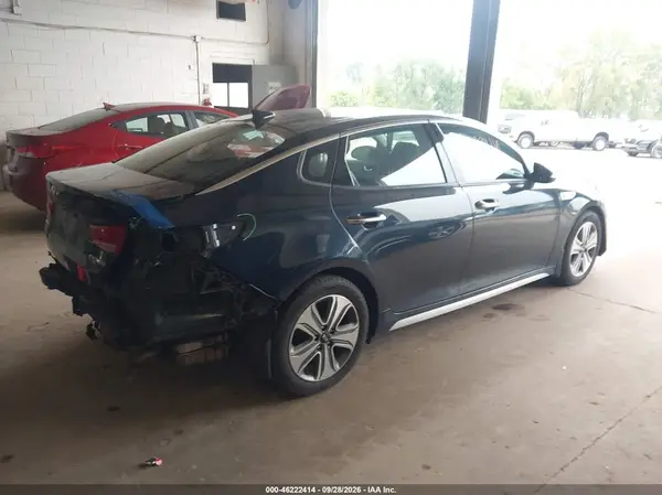 KNAGU4LC4H5005388 — 2017 Kia Optima, фото 4 с аукциона IAAI, Передняя часть