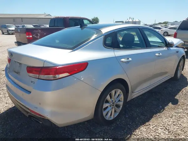 5XXGU4L33JG187623 — 2018 Kia Optima, фото 4 с аукциона IAAI 13.10.2026, Передняя часть