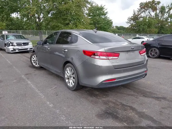 5XXGT4L3XJG266578 — 2018 Kia Optima, фото 3 с аукциона IAAI, Передняя часть