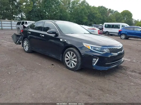 5XXGT4L38JG213541 — 2018 Kia Optima, Задняя часть (Rear), фото до ремонта