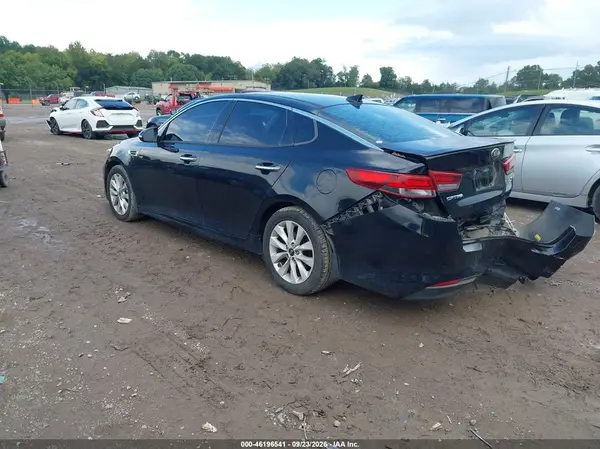 5XXGT4L38JG213541 — 2018 Kia Optima, фото 3 с аукциона IAAI, Задняя часть