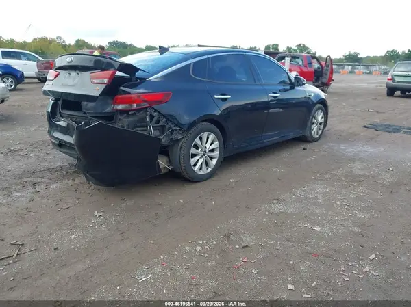 5XXGT4L38JG213541 — 2018 Kia Optima, фото 4 с аукциона IAAI, Задняя часть