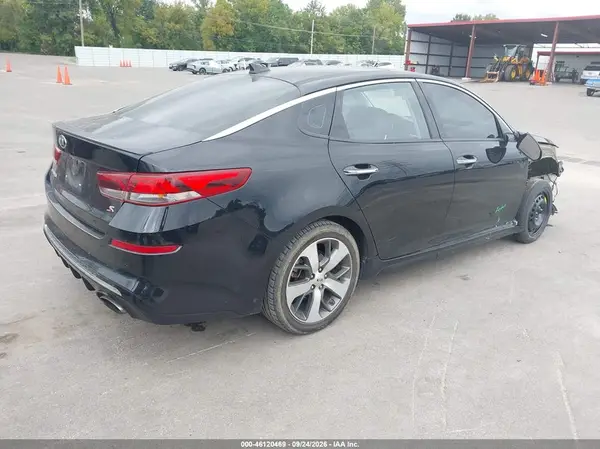 5XXGT4L39KG348805 — 2019 Kia Optima, фото 4 с аукциона IAAI, Передняя часть