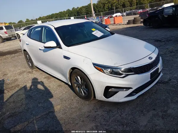 5XXGT4L30KG363810 — 2019 Kia Optima, Задняя часть (Rear), фото до ремонта