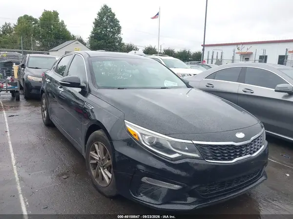 5XXGT4L39KG343295 — 2019 Kia Optima, Угон (Theft), фото до ремонта