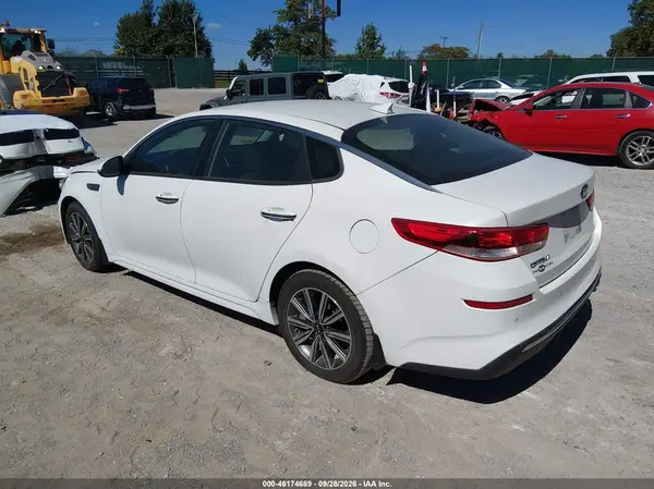5XXGT4L39KG377267 — 2019 Kia Optima, фото 3 с аукциона IAAI, Естественный износ