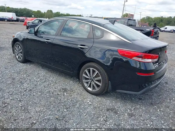5XXGT4L3XKG361742 — 2019 Kia Optima, фото 3 с аукциона IAAI, Правый бок