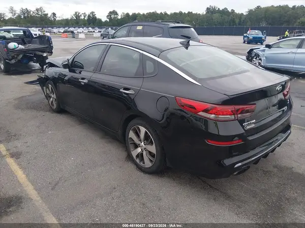 5XXGT4L34KG280557 — 2019 Kia Optima, фото 3 с аукциона IAAI, Передняя часть