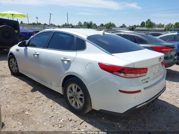 5XXGT4L31KG277163 — 2019 Kia Optima, фото 3 с аукциона IAAI, Угон