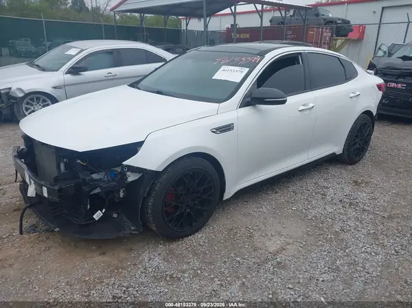 5XXGT4L38LG427352 — 2020 Kia Optima, фото 2 с аукциона IAAI, Передняя часть