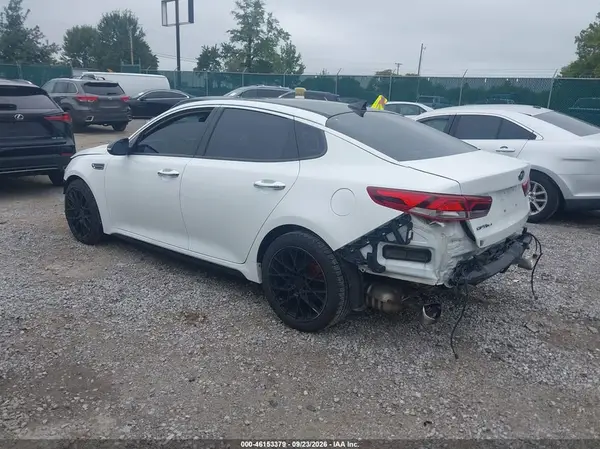 5XXGT4L38LG427352 — 2020 Kia Optima, фото 3 с аукциона IAAI, Передняя часть