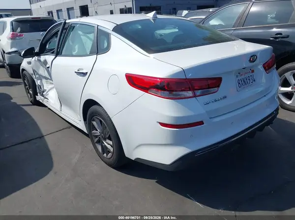 5XXGT4L38LG422555 — 2020 Kia Optima, фото 3 с аукциона IAAI 14.10.2026, Левый бок
