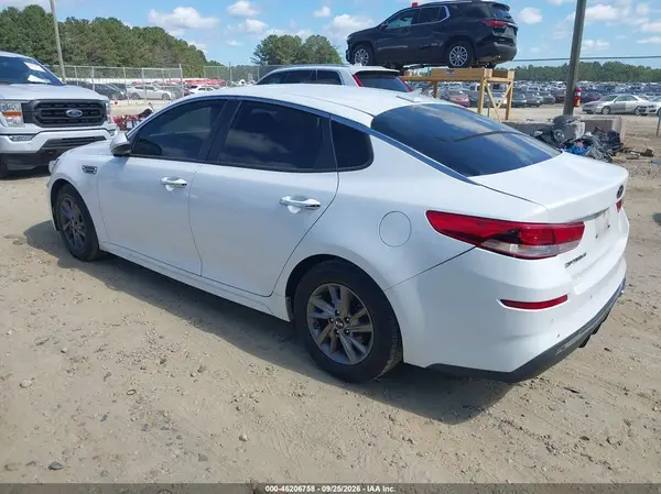 5XXGT4L37LG379259 — 2020 Kia Optima, фото 3 с аукциона IAAI, Передняя часть