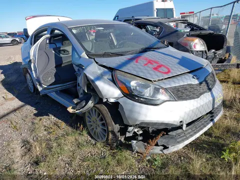 KNADM4A31F6477805 — 2015 Kia RIO LX, Передняя часть (Front), фото до ремонта