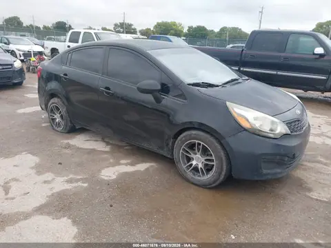 KNADM4A39F6507424 — 2015 Kia RIO LX, Передняя часть (Front & Rear), фото до ремонта