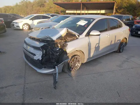 2023 KIA RIO LX VIN 3KPA24AD2PE600379 фото 2